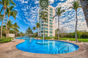Amazing 2BR Condo with Pool and Access to VIDANTA